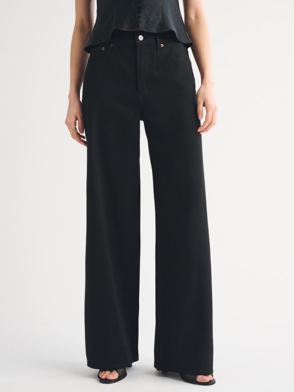 Abercrombie No Fade High Rise Wide Leg Jeans 29 LONG